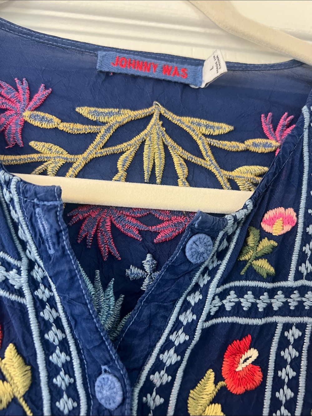 Like New Johnny Was Royal Blue Embroidered Floral Button-Front Blouse Large - Picture 5 of 9
